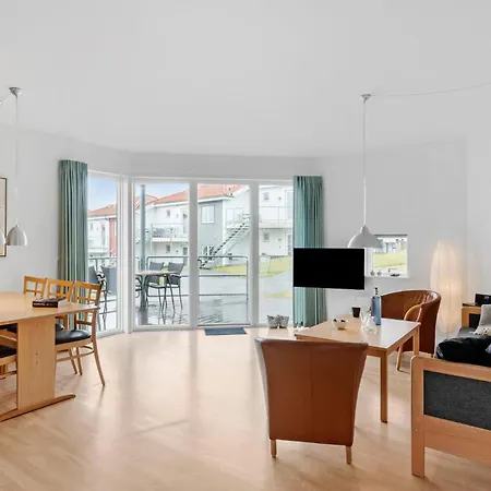 Sopark Lejl, 43 Apartment *
